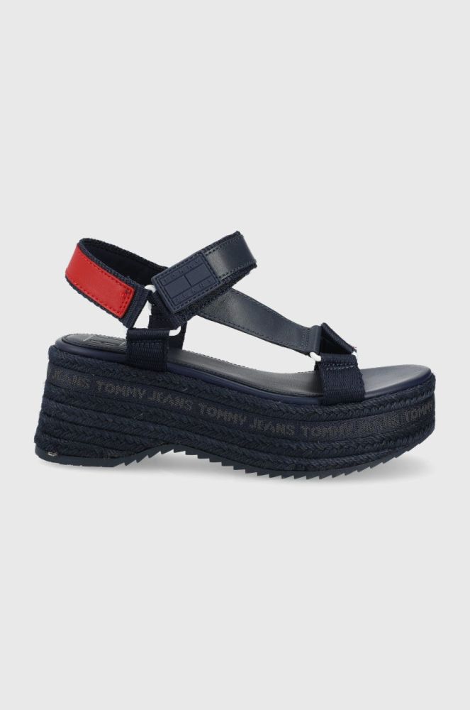 Сандалі Tommy Jeans жіночі колір синій на платформі (2184303)